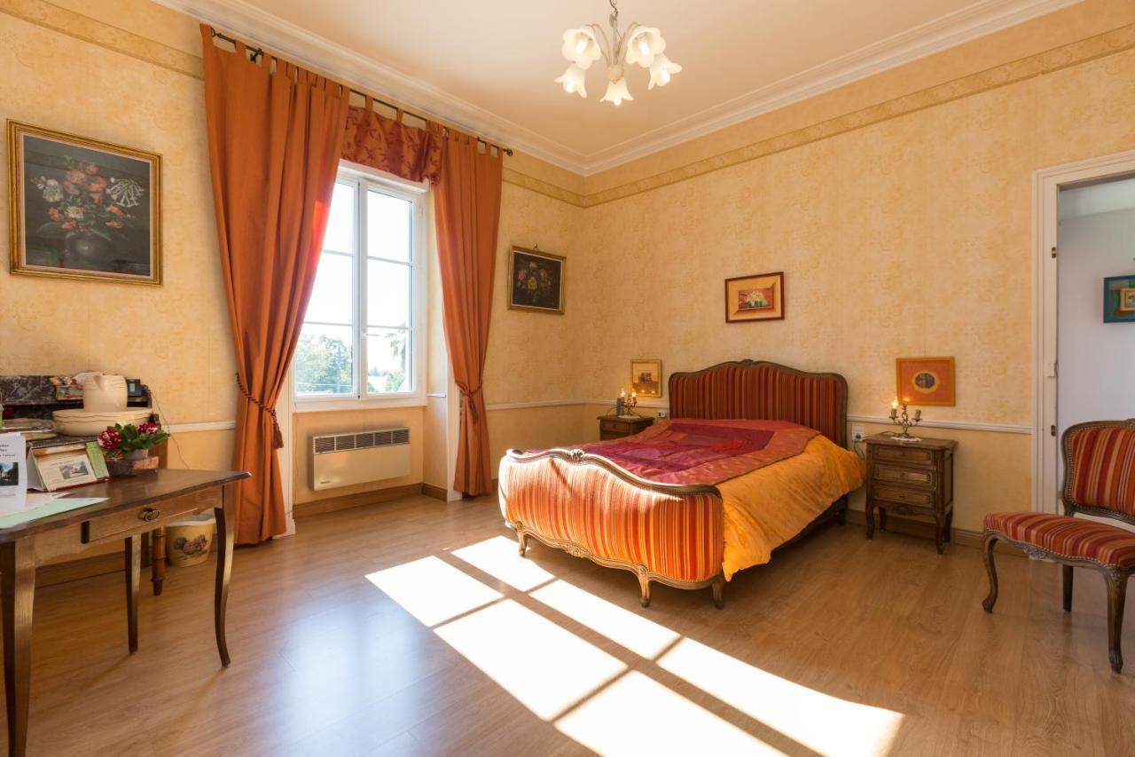 Chambres D'Hotes Du Chalet De Caharet Pipriac Buitenkant foto